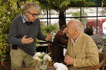 Woody Allen y Anthony Hopkins en el rodaje